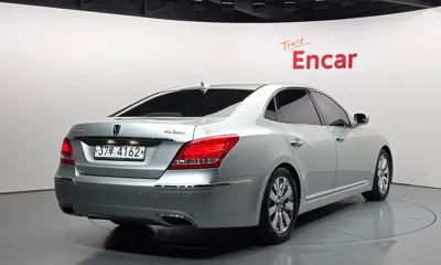 Hyundai Equus 2011, 211185 км, за 2560.06 USD