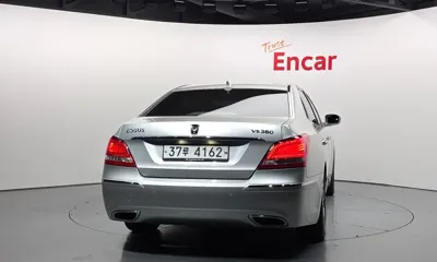 Hyundai Equus 2011, 211185 км, за 2560.06 USD