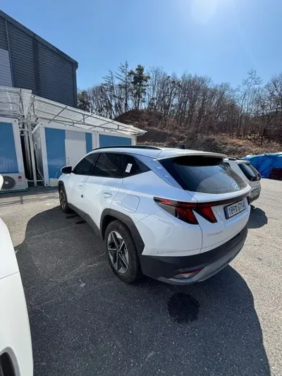 Hyundai Tucson 2025, 14903 км, за 9803.03 USD