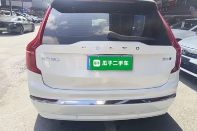 Volvo XC90 2023, 112200 км, за 35892 USD
