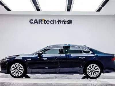 Audi A7L 2024, 64000 км, за 31341.36 USD