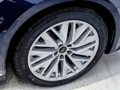 Audi A7L 2024, 64000 км, за 31341.36 USD - фото 32
