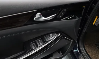 Kia K7 2018, 137479 км, за 10906.94 USD - фото 30