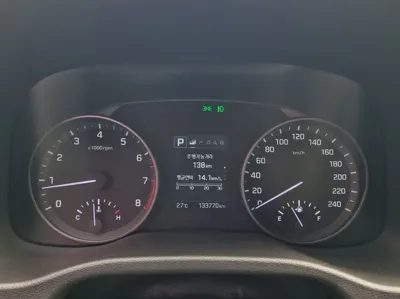 Hyundai Avante 2017, 133780 км, за 5244.85 USD - фото 8