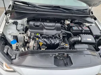 Hyundai Avante 2017, 133780 км, за 5244.85 USD - фото 18