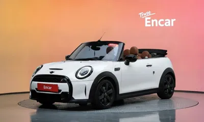 MINI Cooper Convertible · 2022 год