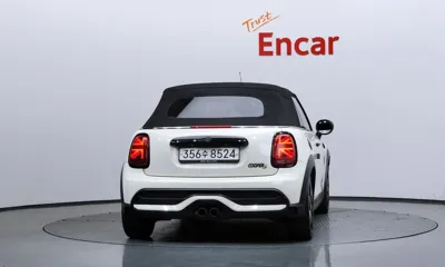 MINI Cooper Convertible 2022, 104201 км, за 12817.3 USD