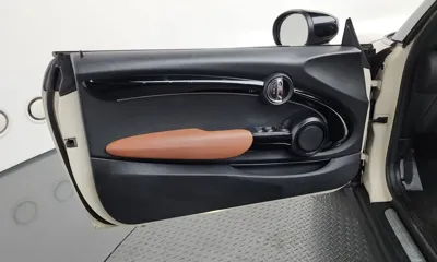 MINI Cooper Convertible 2022, 104201 км, за 12817.3 USD - фото 24