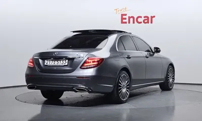 Mercedes-Benz E-Class 2019, 52452 км, за 18442.64 USD
