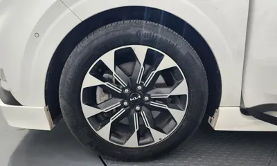 Kia Canival 2023, 58229 км, за 23959.56 USD