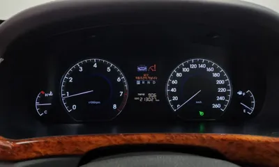 Hyundai Equus 2010, 213027 км, за 2444.66 USD - фото 8