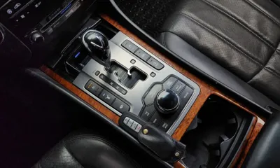Hyundai Equus 2010, 213027 км, за 2444.66 USD - фото 9