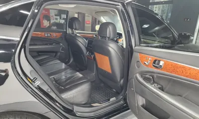 Hyundai Equus 2010, 213027 км, за 2444.66 USD - фото 12