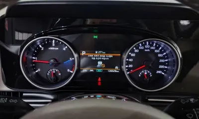 Kia Canival 2023, 126529 км, за 14267.11 USD - фото 8