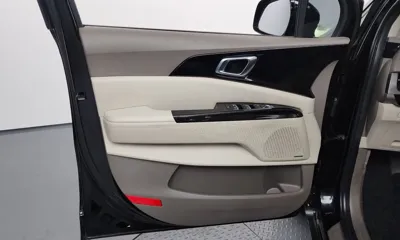 Kia Canival 2023, 126529 км, за 14267.11 USD - фото 24