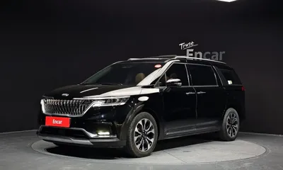 Kia Canival · 2021 год