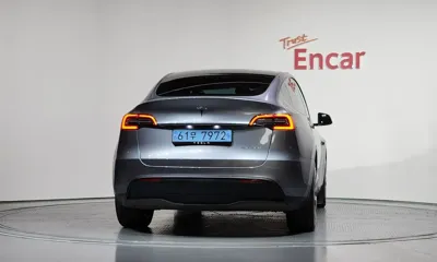 Tesla Model Y 2024, 25725 км, за 32232.85 USD