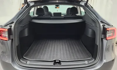Tesla Model Y 2024, 25725 км, за 32201.43 USD - фото 20