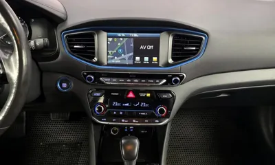 Hyundai Ioniq 2017, 128055 км, за 7218.54 USD - фото 14