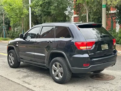 Jeep Grand Cherokee (Import) 2012, 170000 км, за 4839.94 USD