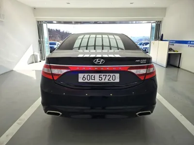 Hyundai Grandeur 2015, 242637 км, за 2592.88 USD - фото 6