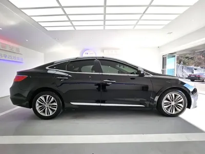 Hyundai Grandeur 2015, 242637 км, за 2592.88 USD - фото 8