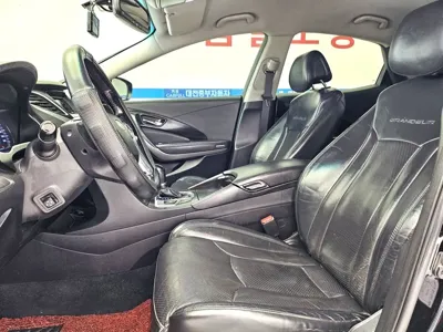 Hyundai Grandeur 2015, 242637 км, за 2592.88 USD - фото 11