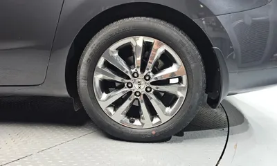 Kia Canival 2016, 184554 км, за 4923.2 USD