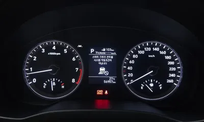 Hyundai Grandeur 2019, 56957 км, за 8066.62 USD - фото 8