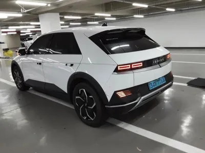 Hyundai Ioniq5 2023, 37838 км, за 8076.11 USD