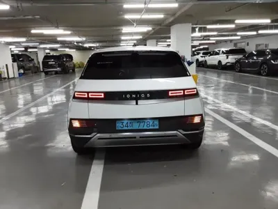 Hyundai Ioniq5 2023, 37838 км, за 8076.11 USD