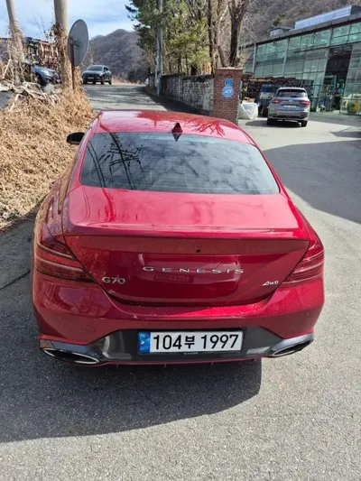 Genesis G70 2023, 117500 км, за 11661.24 USD