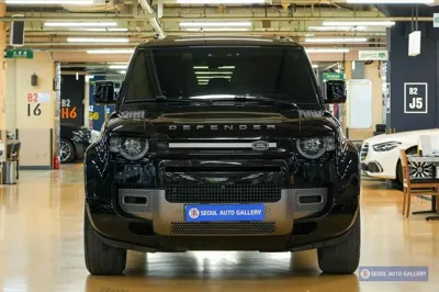 Land Rover Defender 2024, 22500 км, за 53761.32 USD