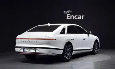 Hyundai Grandeur 2025, 127173 км, за 15137.5 USD