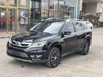 BYD S7 · 2015 год