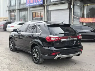 BYD S7 2015, 130000 км, за 2758.46 USD