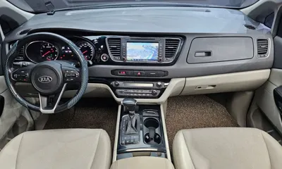 Kia Canival 2018, 95203 км, за 9655.8 USD - фото 7