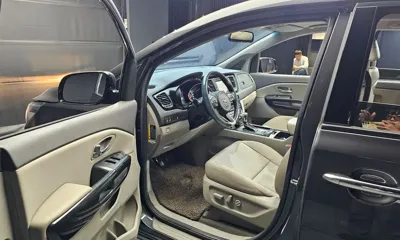 Kia Canival 2018, 95203 км, за 9655.8 USD - фото 11