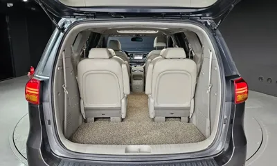 Kia Canival 2018, 95203 км, за 9655.8 USD - фото 20