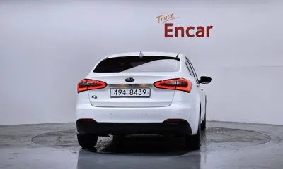 Kia K3 2015, 140330 км, за 4437.08 USD
