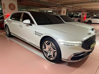 Genesis G90 · 2022 год