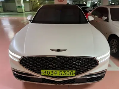 Genesis G90 2022, 47000 км, за 51468.37 USD