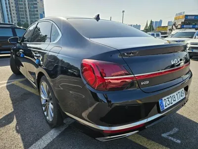 Kia K9 2022, 110000 км, за 21445.74 USD