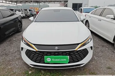 BYD Qin L 2024, 33100 км, за 12686 USD
