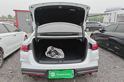 BYD Qin L 2024, 33100 км, за 12686 USD - фото 22