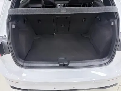 Volkswagen Golf 2022, 29000 км, за 21600.52 USD - фото 24