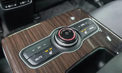 Kia K7 2016, 131365 км, за 3190.73 USD - фото 18