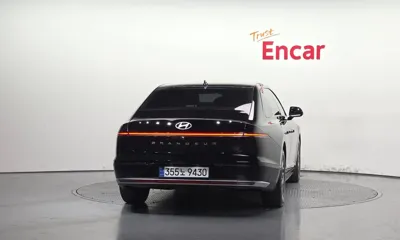 Hyundai Grandeur 2023, 136091 км, за 15534.12 USD