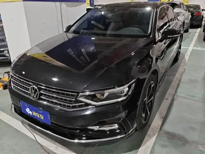Volkswagen Magotan · 2022 год