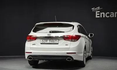 Hyundai i40 2012, 137474 км, за 3903.2 USD